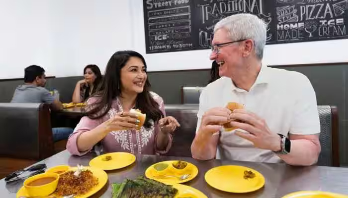 Tim Cook